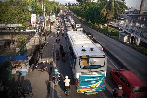 Yang Tua Di Jalan Karena Horor Kemacetan Jakarta