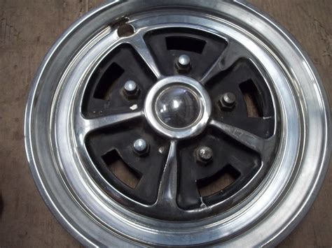 Triumph Hubcap Rim Wheel Cover Hub Cap 14 34 Oem Used Rostyle Ebay