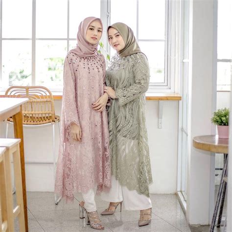 5 Inspirasi Kebaya Muslim Syari Untuk Acara Pernikahan