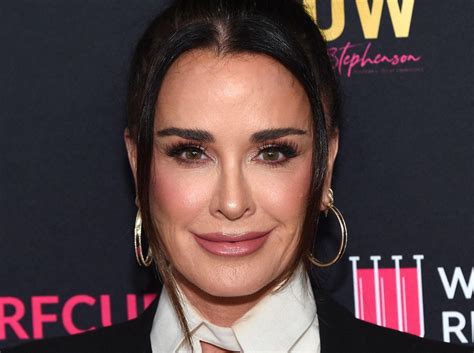 Kyle Richards Flaunts Bikini After Mauricio Umansky Seen With New Girl