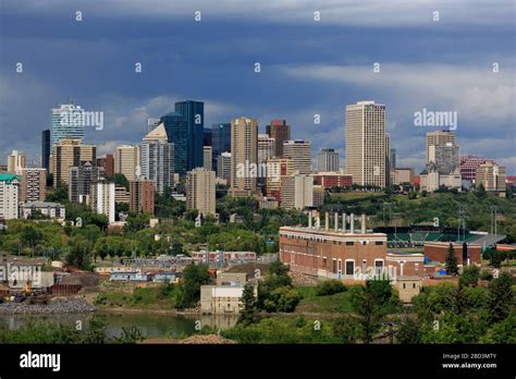 Edmonton skyline, Alberta, Canada Stock Photo - Alamy