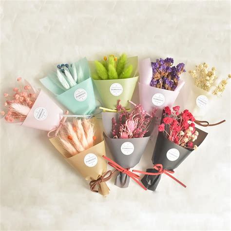 FLOWERPLUS Buket Bunga Kering Natural Mini Dried Flowers Gift Model 1