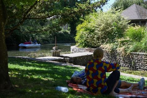 Comme Un Dimanche Au Bord De LEure Chartres 28000