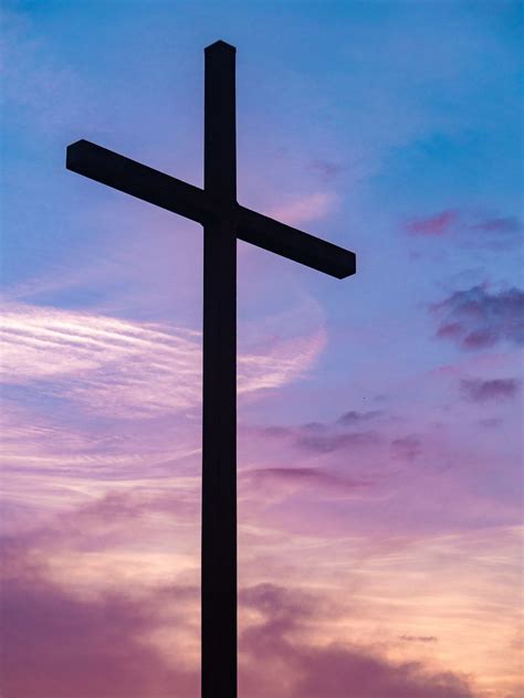 Cross, symbol, crucifix and silhouette | HD photo by Aaron Burden (@aaronburden) on Unsplash