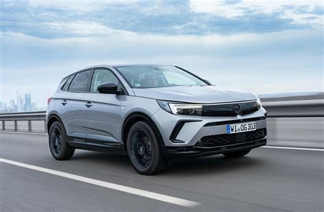 Opel Grandland Hybrid The Flagship SUV Goes Hybrid ClubAlfa Global