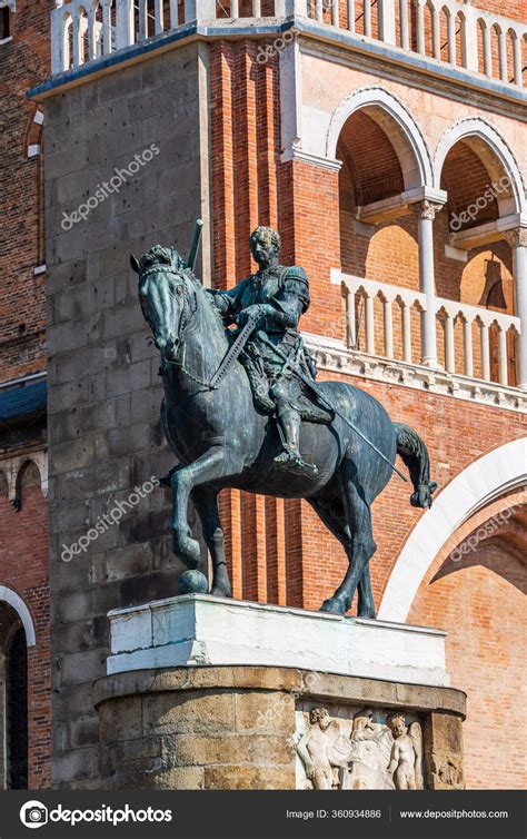 Equestrian Statue Gattamelata Sculpture Italian Early Renaissance