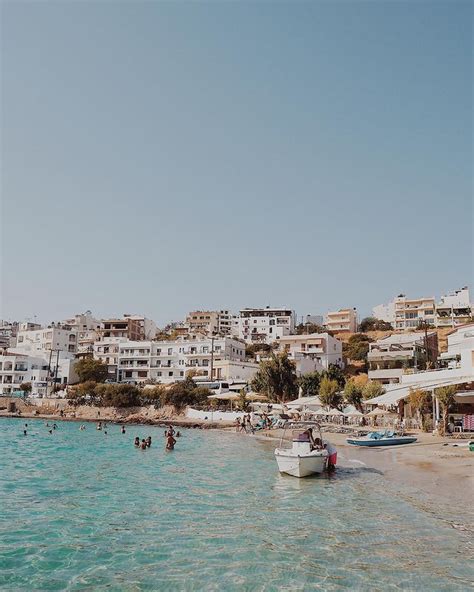 Sand Beaches in Agios Nikolaos - BeachAtlas