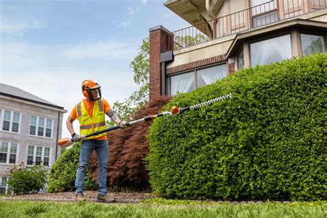 Stihl HLA 86 20in Cordless Extended Reach Hedge Trimmer Bare Tool