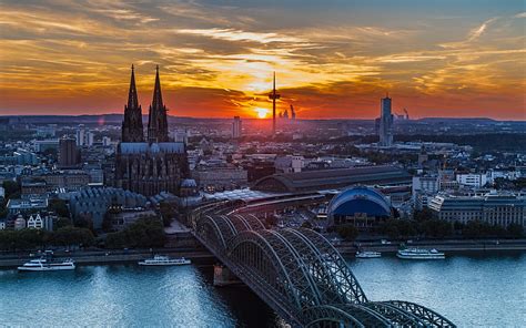 Puente Hohenzollern Catedral De Colonia Alemania Puesta De Sol