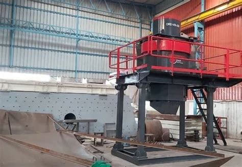 Mild Steel Ore Tech 300 TPH VSI Crusher Machine For Stone At 4500000