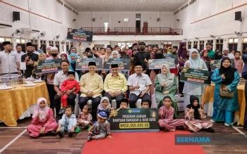 BERNAMA LZS Distributes Over RM30 Mln In Zakat To Help Target Groups