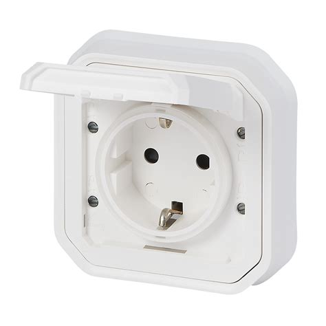 Plexo German Standard Socket Outlet With Screw Terminals White