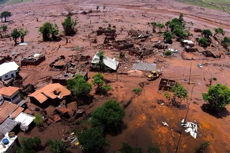 Sete anos após o desastre de Mariana ninguém foi punido e crimes podem