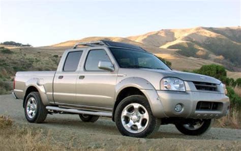 2004 Nissan Frontier Pictures 9 Photos Edmunds