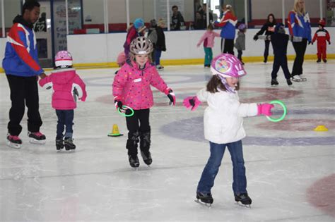 Learn to Skate at the Bloomington Ice Center! | Bloomington, IL Parks ...