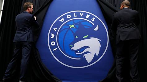 Nba D Leagues Iowa Energy Change Name To Iowa Wolves