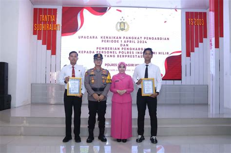 Polres Inhil Gelar Upacara Kenaikan Pangkat Anggota Terima