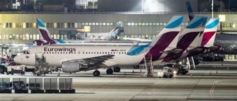 Streik Der Flugbegleiter Eurowings Fl Ge Von Und Nach Berlin Tegel