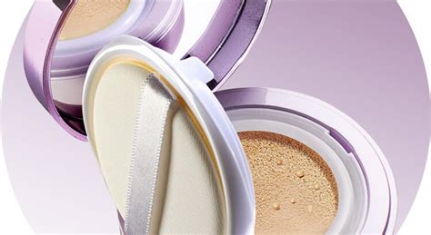 Le Cushion Nude Magique le premier fond de teint nude éclat d