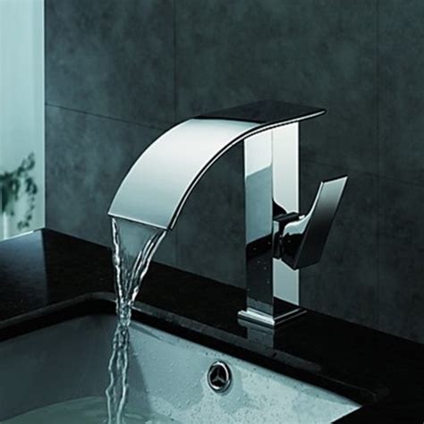 Modern bathroom faucets – innovative technology and creative designs