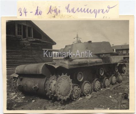 A265 Foto Wehrmacht Inf Regt 385 Russland Leningrad Front Beute Panzer