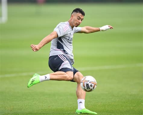 Afcstuff On Twitter Gabriel Martinelli In Arsenal Training At London