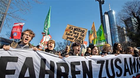 Fridays For Future Und Verdi Vereint Beim Klimastreik