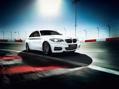 「bmw M235i M Performance Edition」を導入