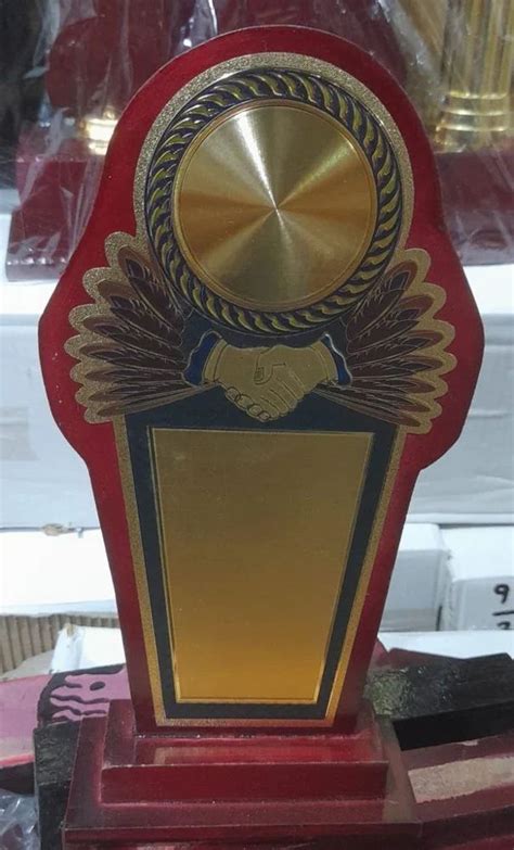 Wooden Memento Trophy At Rs Wooden Trophy In Vijayawada Id