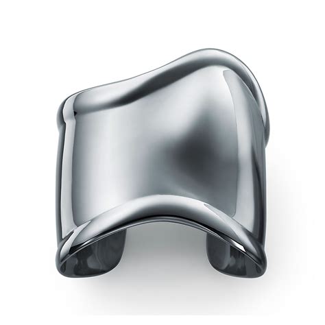 Elsa Peretti® charcoal-color Bone cuff in ruthenium, medium. | Tiffany ...