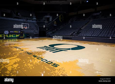 Eugene, OR - October 7, 2018: Empty Matthew Knight Arena in Eugene ...