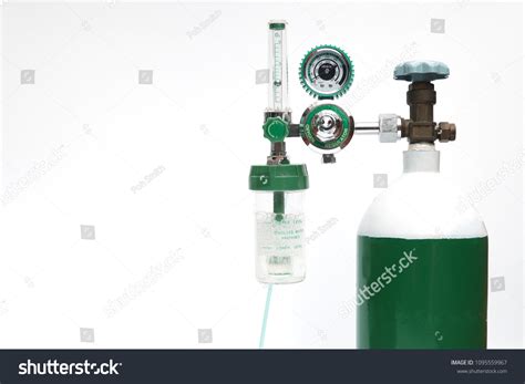 Equipment Medical Oxygen Tank Cylinder Regulator Stock Photo 1095559967 ...