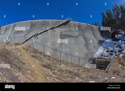 The Lower Goldwater Lake Dam at Goldwater Lakes Park in Prescott ...