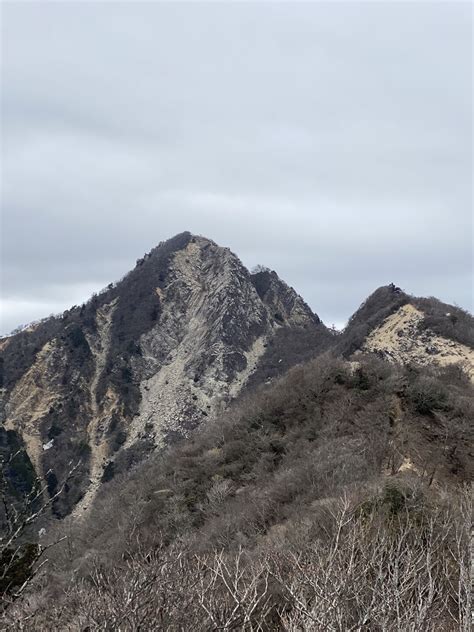 帰り道 鈴鹿山脈へ 入道ヶ岳・鎌ヶ岳・仙ヶ岳の写真40枚目 登れるかいなって思うほど荒々しい山容🤨 Yamap ヤマップ