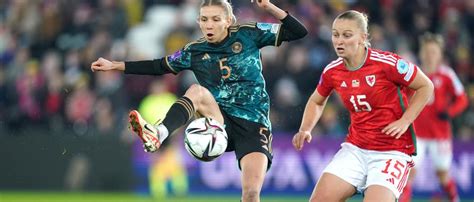 Mit Viel Dusel DFB Frauen Wahren Mit Nullnummer Gegen Wales Olympia Chance