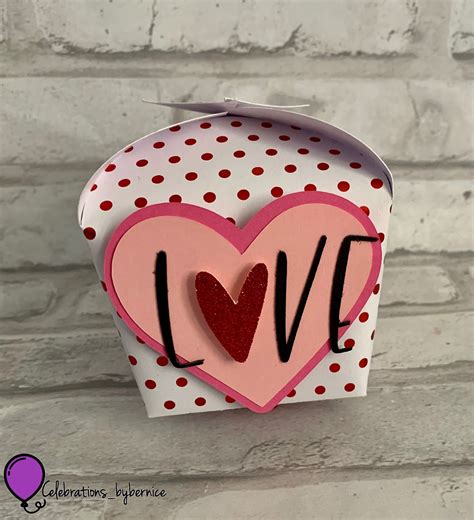 Valentine Day Treat Box Cricut Made Card Stock Valentines Day Treats Treat Boxes