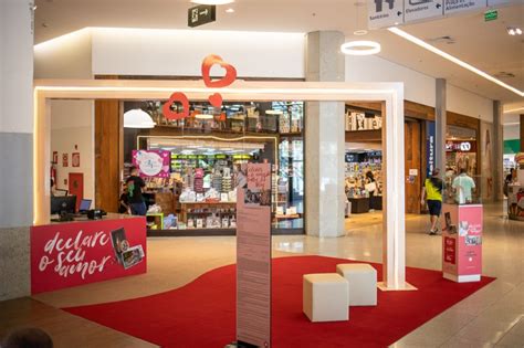 Amor Para Celebrar Shopping Vale Do A O Lan A Campanha Unificada