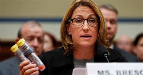 As EpiPen Company's Stock Plummets, CEO Heather Bresch Gets A Raise ...