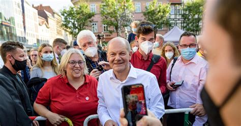 Boosted by surge in polls, Germany's Scholz bets on coalition with ...