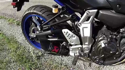 Yamaha Fz 07 Akrapovic Carbon Exhaust Sound Youtube