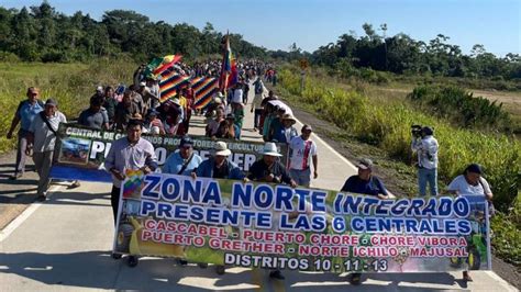 Ruta Nueva Santa Cruz Cochabamba Instalan Bloqueos En Yapacan Para