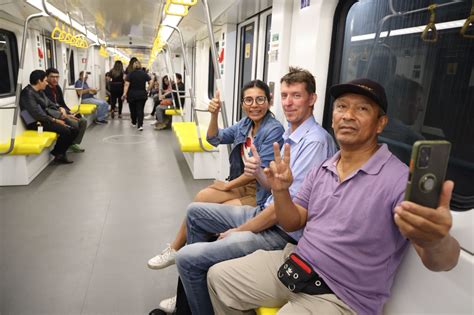 Mtc Cerca De Pasajeros Se Movilizaron En El Primer Tren