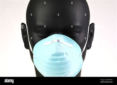 N95 Respirator Mask For Lung Protection Stock Photo Alamy