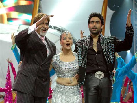 Amitabh Bachchan, Aishwarya Rai Bachchan and Abhishek Bachchan to ...