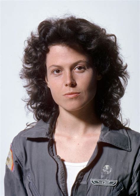 Sigourney Weaver Aliens Wallpaper