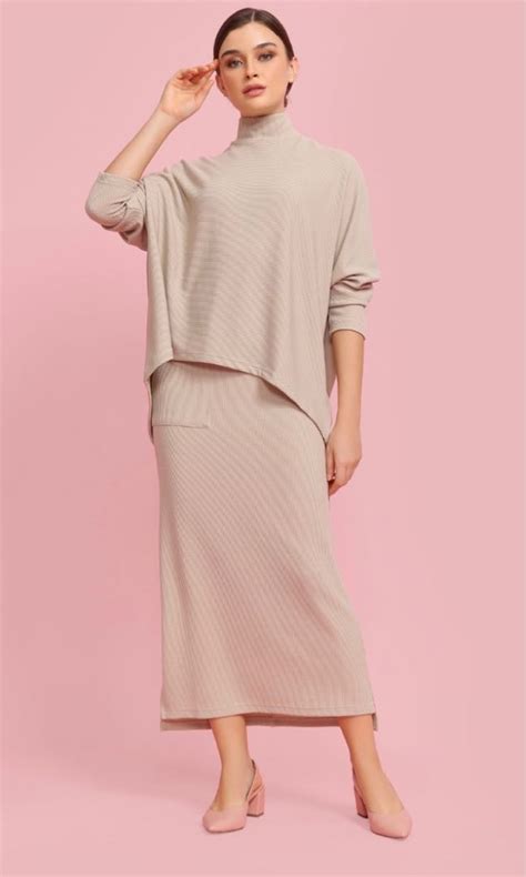 Lilit Ribbed Set In Nude Women S Fashion Muslimah Fashion Baju Kurung Sets On Carousell