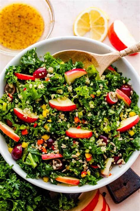 Kale Quinoa Salad (Cheesecake Factory Copycat!) | Diethood