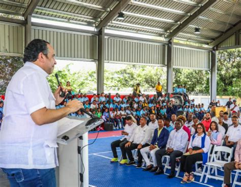 Inefi Entrega Moderno Polideportivo Y Utiler A Deportiva En Centros