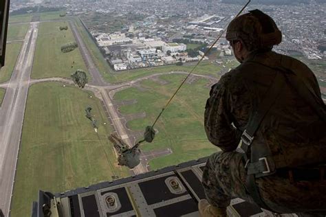 U S Marine Jumpmaster Assigned To The Rd Reconnaissance Picryl