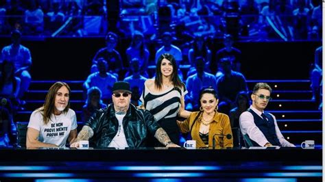 X Factor Le Pagelle Del Primo Live E Gli Eliminati La Repubblica